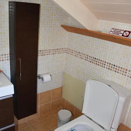 Gerani Apartment *